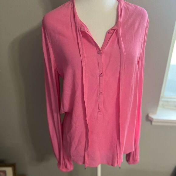 Diane von Furstenberg Tie Neck Blouse 4
Pink Oversized - Picture 4 of 13